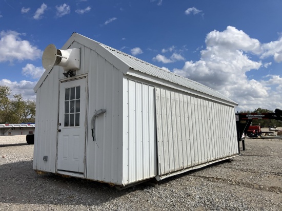 DOG KENNEL W/32UNITS/HEAT/AIR COND