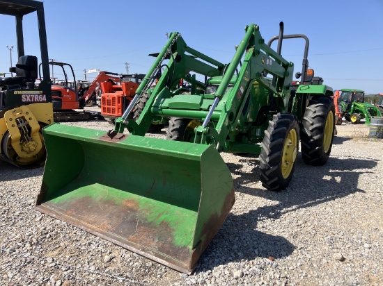 JOHN DEERE 5045E