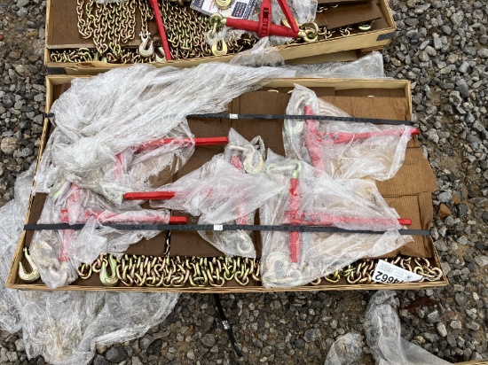 PALLET OF CHAINS & BOOMERS