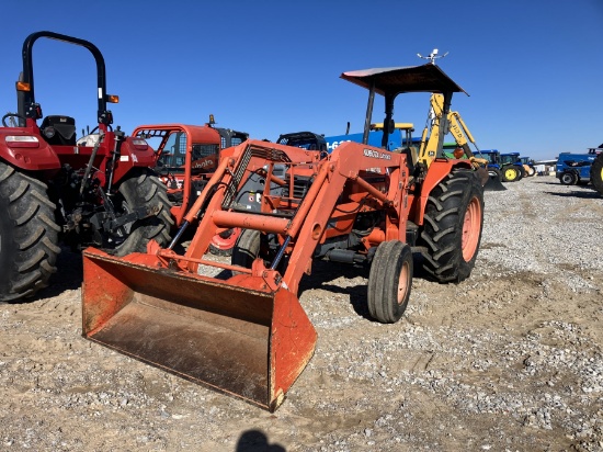 KUBOTA M6800
