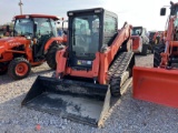 KUBOTA SVL97-2 SKIDSTEER