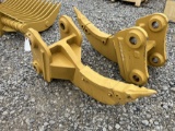 CAT 320 RIPPER