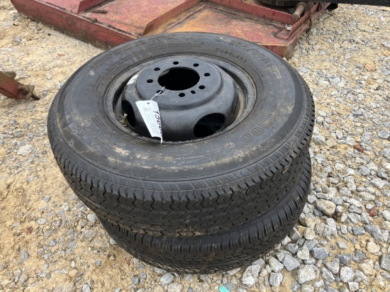 2 TIRES DUALS