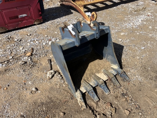 24" TRENCHING BUCKET