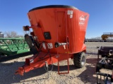KUHN 5135 VERTICAL MIXR W/SCALES