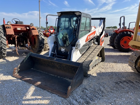 BOBCAT T76 SKID STEER