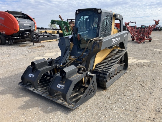 JOHN DEERE 333E SKID STEER