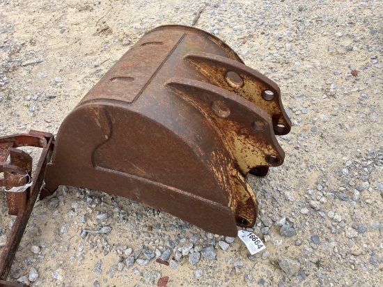BACKHOE BUCKET