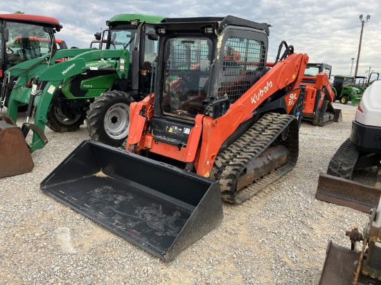 KUBOTA SVL97-2 SKID STEER