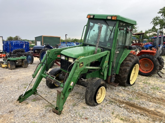JD 5210 2WD JD 520 LDR SALVAGE