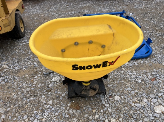 SNOWX SAND & SALT SPREADER