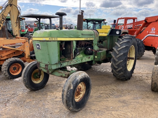 JOHN DEERE 4030 FENDER TRCTR