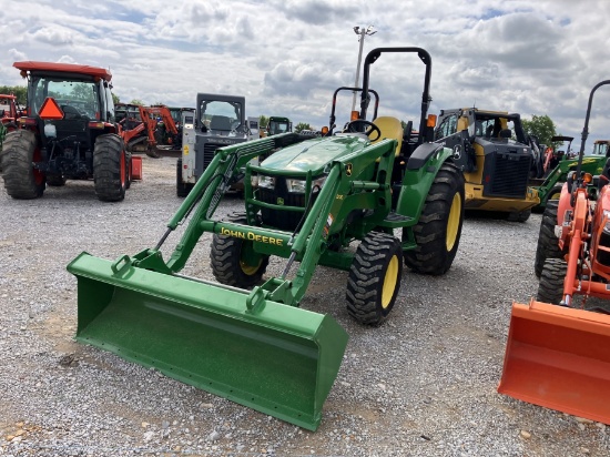 JOHN DEERE 4066M