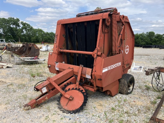 HESSTON 5580 TWINE HAY ROUND BALER