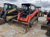 KUBOTA SVL75-2 SKID STEER