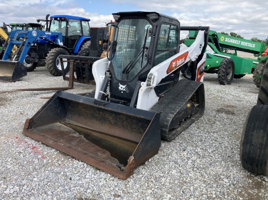 BOBCAT T76 SKID STEER