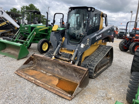 John Deere 331g Skid Steer