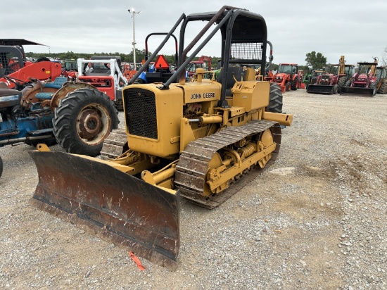 John Deere 450c Dozer