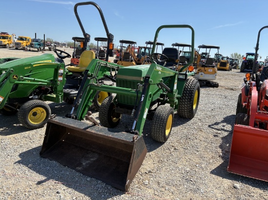 John Deere 755