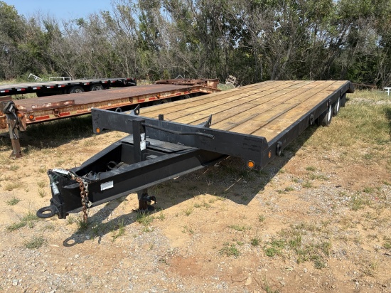 28' TRAILER