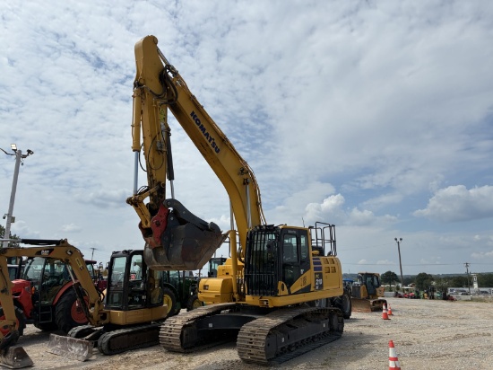 23 Komatsu Pc 210lc Excavator