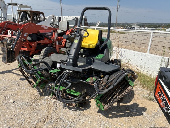 06 John Deere 3235c Golf Mower