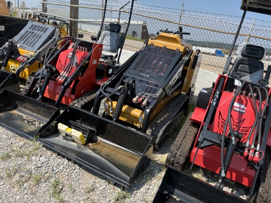 26 KKTA27 MINI SKID STEER