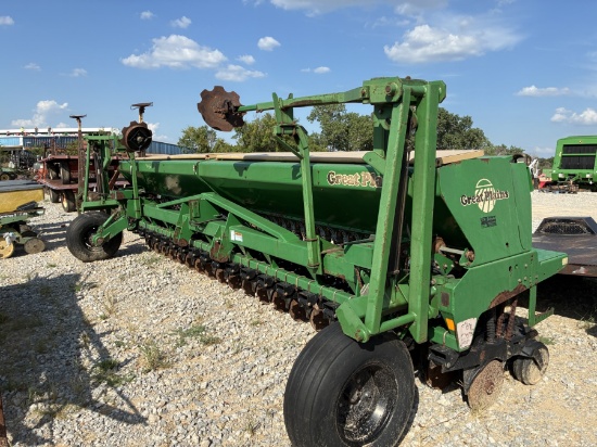 20' GREAT PLAINS 2000 SOLID STAND