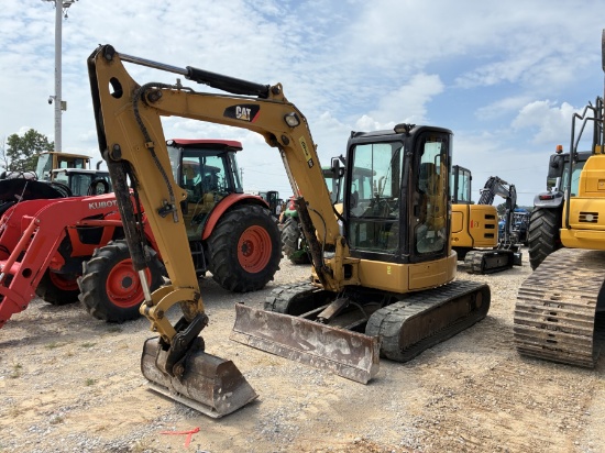 12 Cat 305.5d Excavator