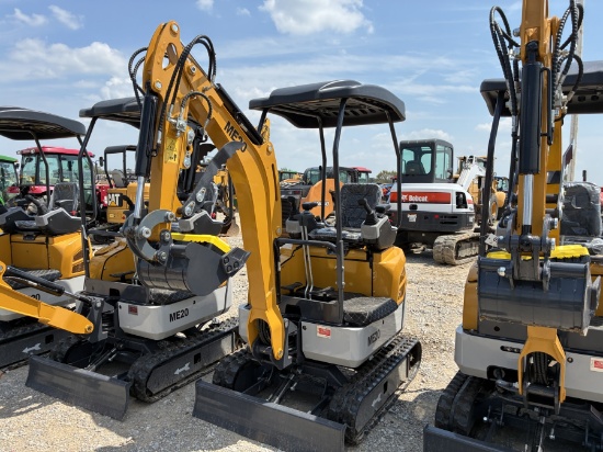 IR ME20 MINI EXCAVATOR