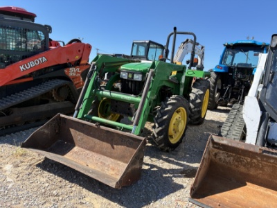 John Deere 5045e