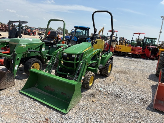 John Deere 1023e