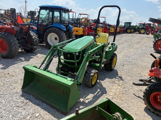 John Deere 1023e