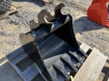 24" KUB K78754 MINI-X BUCKET