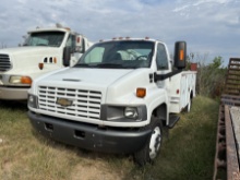 CHEVY C4500 UTLTY TRUCK