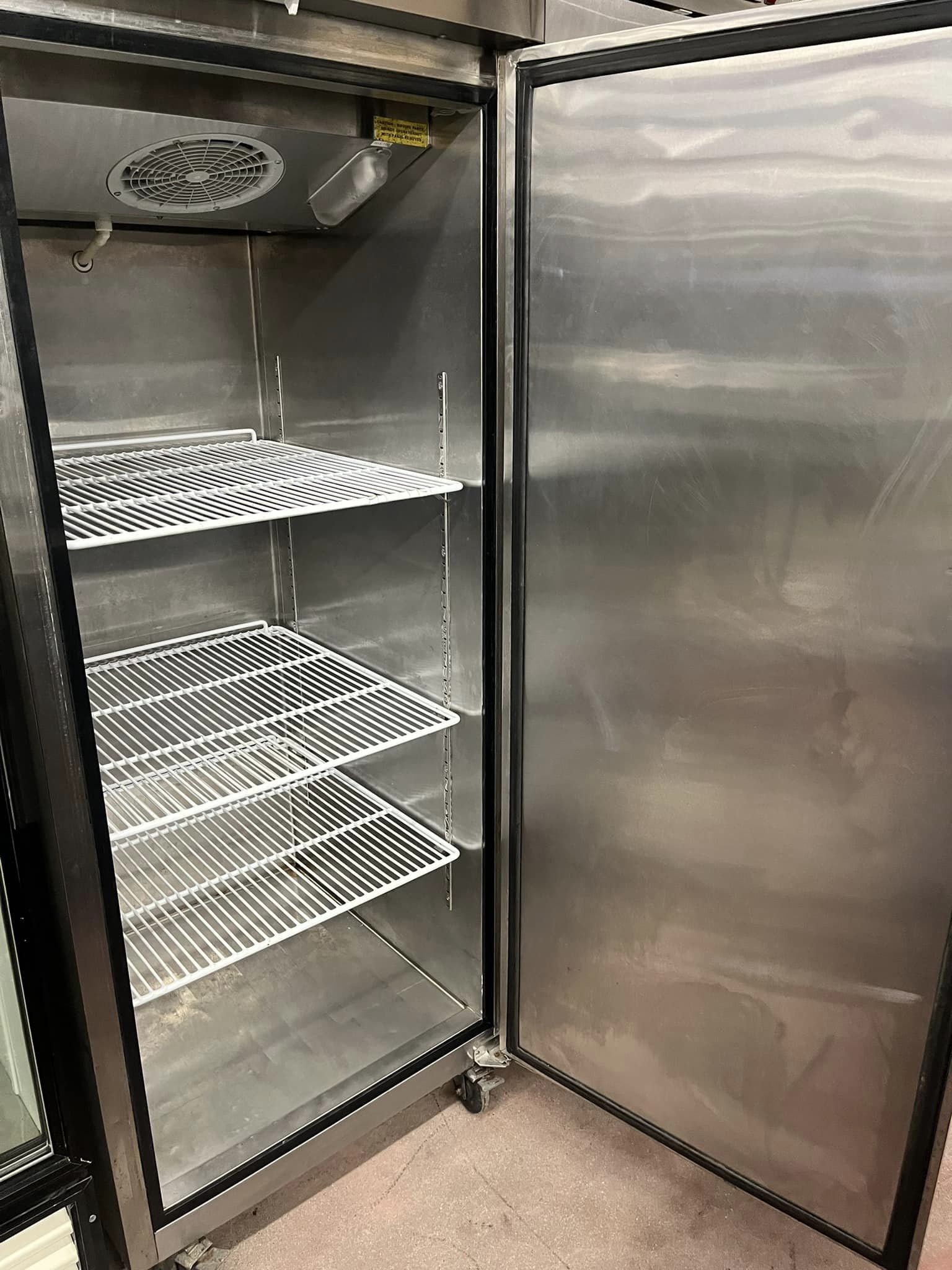 supera commercial refrigerator