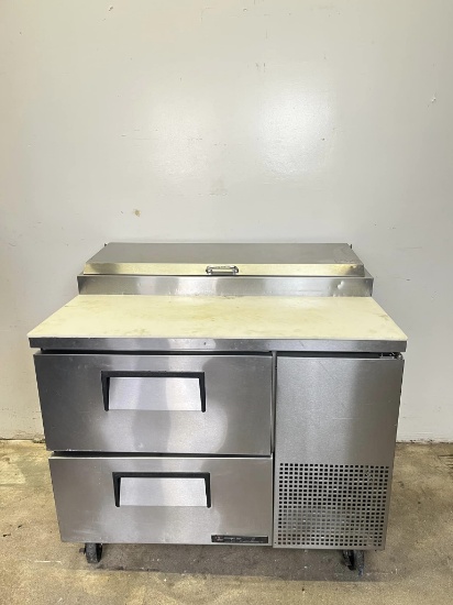 True 45 1/2 2 Drawer Pizza Prep Table