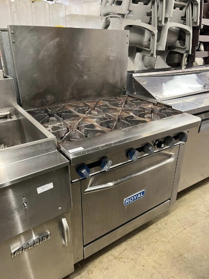 Royal 6 Burner Gas Range w/Oven Below