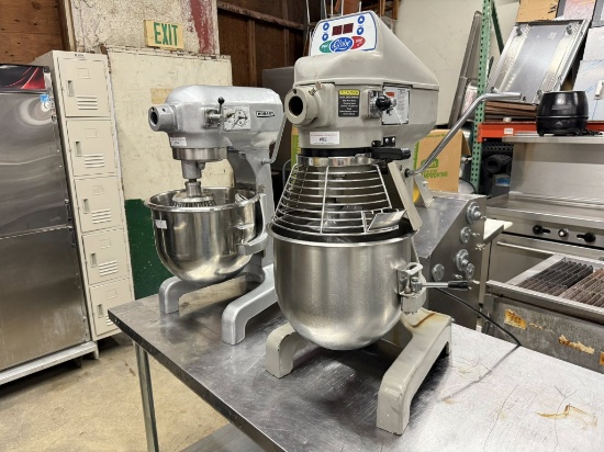 Globe 20Qt Planetary Dough Mixer , 1 Attachment