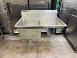 40” W x 27” D Single Compartment Sink w/ Right Drainboard