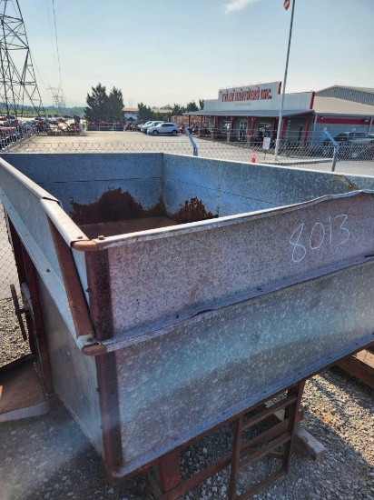 HEIDER GALVANIZED 275 BUSHEL GRAVITY BED