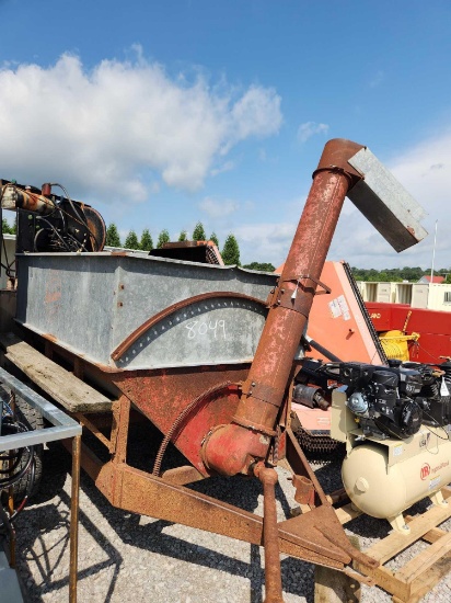 HEIDER PULL PTO FEED CART W/ UNLOADING AUGER