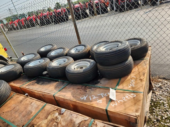 3- 17' HAY TEDDER FRAMES/GEARBOXES 4 BASKET W/ TINES (3X=$) W/ 12 TIRES & WHEELS