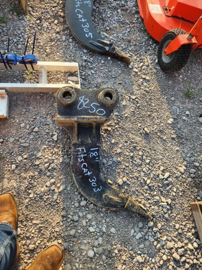 LANDHERO EXCAVATOR 18" RIPPER (FITS CAT 303) SN#HL-00010