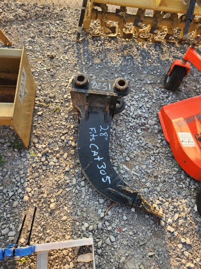 LANDHERO EXVATOR 28" RIPPER (FITS CAT 305) SN# HL00065
