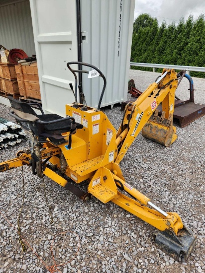 TAYLOR-WAY 3PT BACKHOE W/ PTO PUMP & 18" BUCKET MODEL TP766 SN#200100114