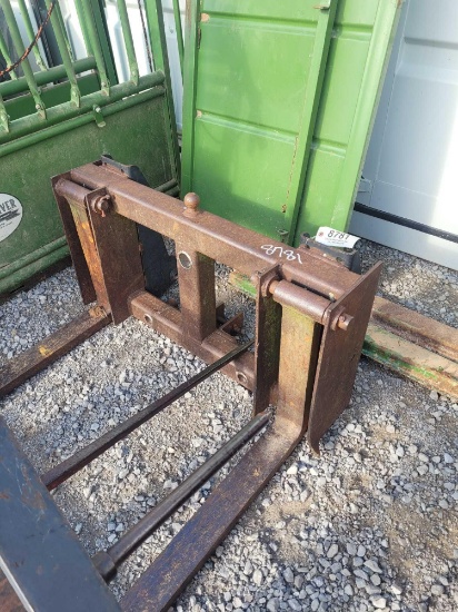 QUICK ATTACH LOADER PALLET FORKS 48" 4000LBS