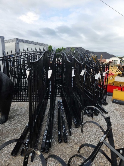 72"T X 16'W POWDER COATED ENTRY GATE W/ POST W/ HORSE CUT OUT