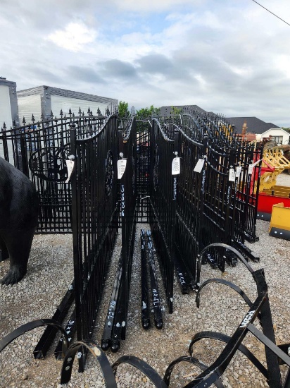72"T X 16'W POWDER COATED ENTRY GATE W/ POST W/ DEER HEAD CUT OUT