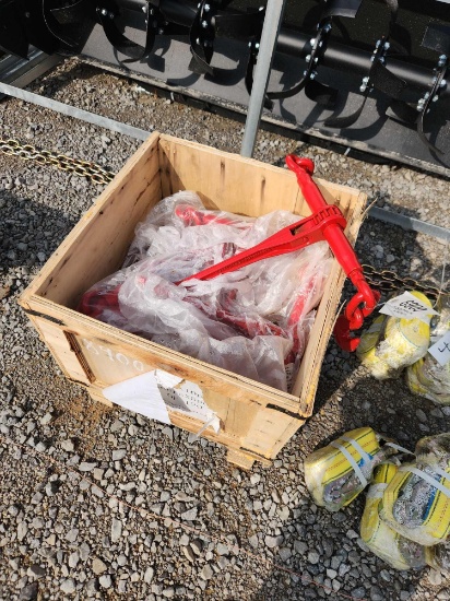 10-3/8"X20' CHAINS & 5 RACHET CHAIN BINDERS (15X=$)